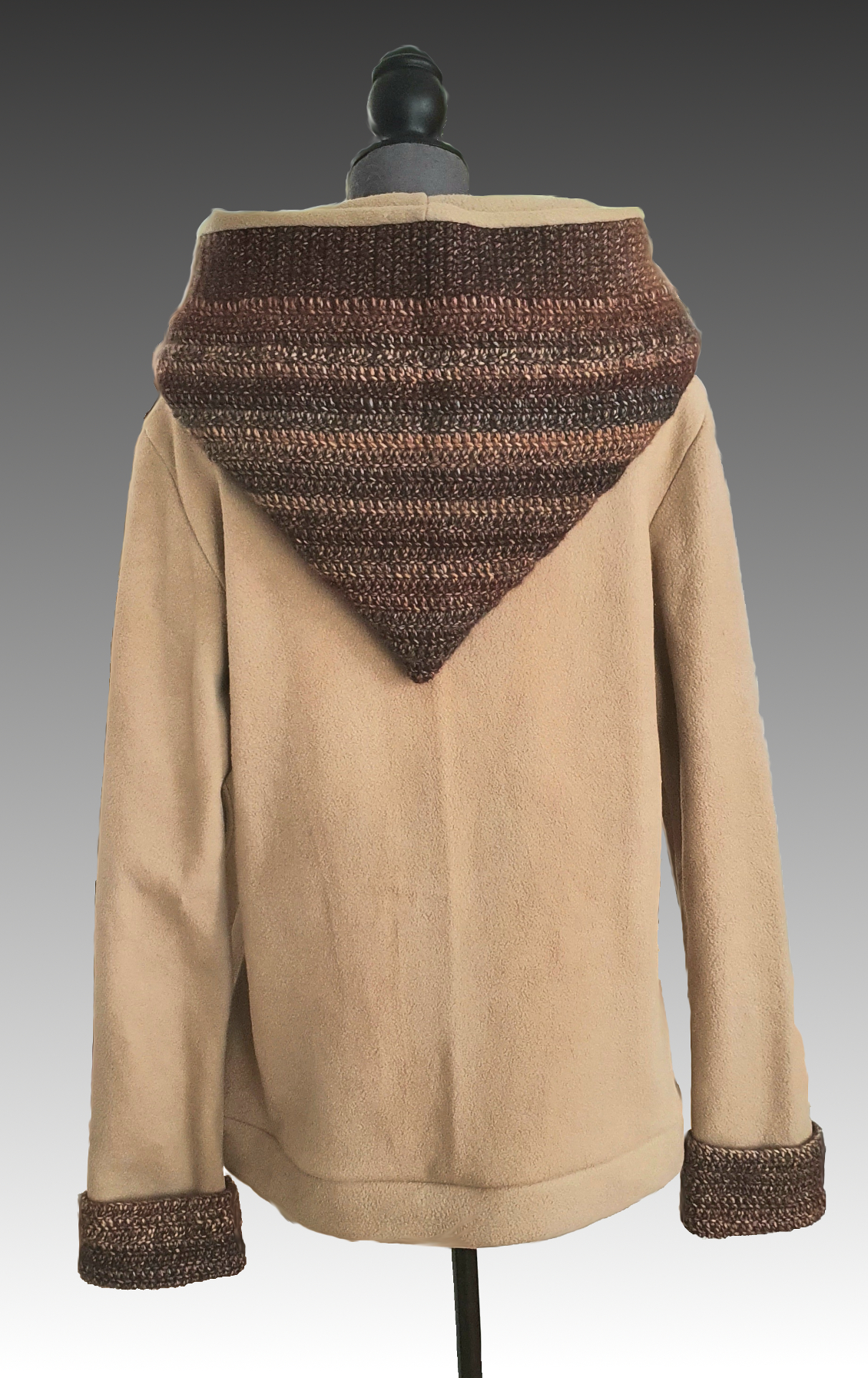 Hoodie Carasande mit Häkelkapuze