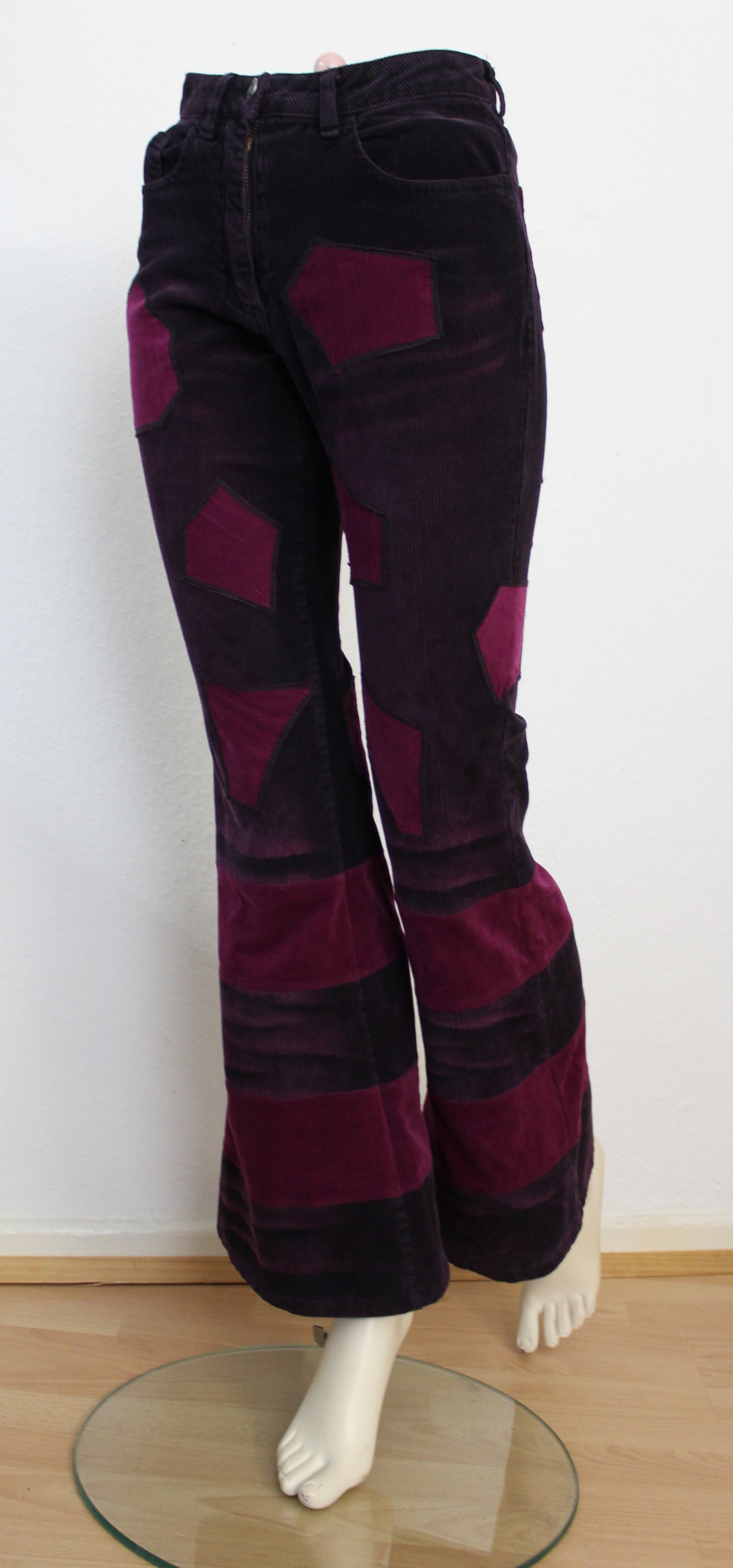Upcycling Cordschlaghose schwarz/pink